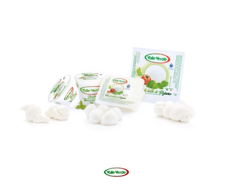 formaggi a pasta filata in un mercato