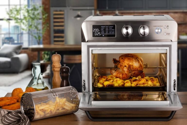 friggitrice ad aria moderna in cucina
