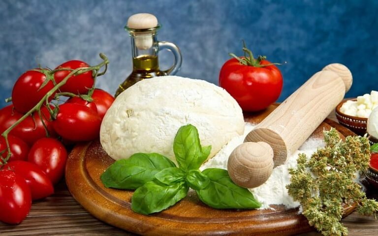 ingredienti freschi per una pizza perfetta