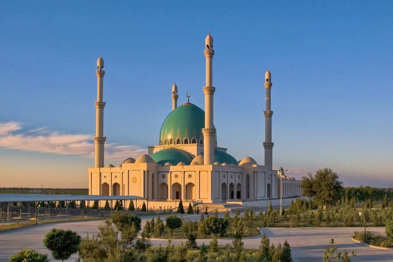 mappa stilizzata di milano con evidenziata via fiamma