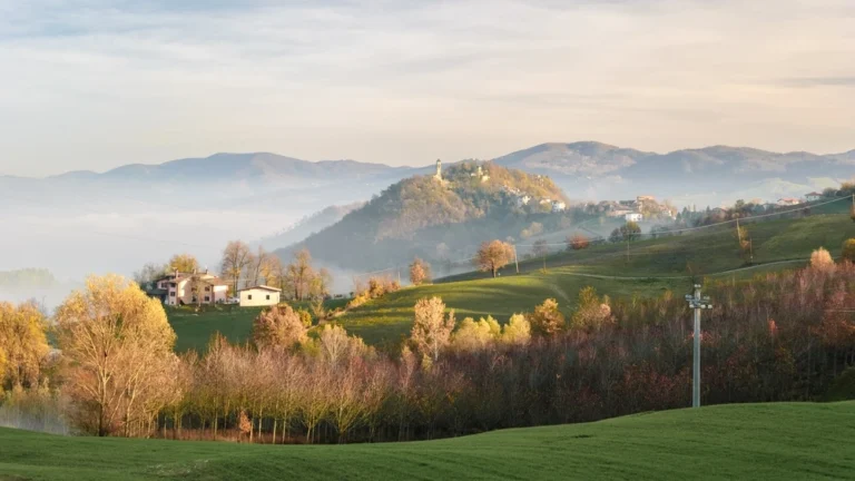 panorama delle colline intorno a milano