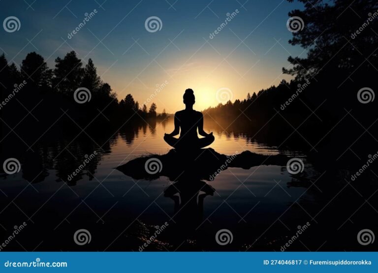 Qual è il significato profondo de "Il corpo in cui sono nata" 1 silhouette di una persona in meditazione