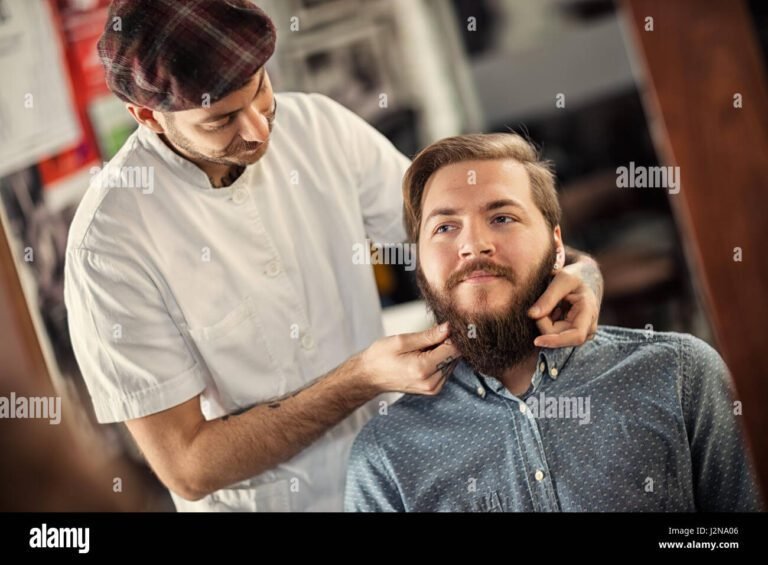 un elegante barbershop con clienti soddisfatti