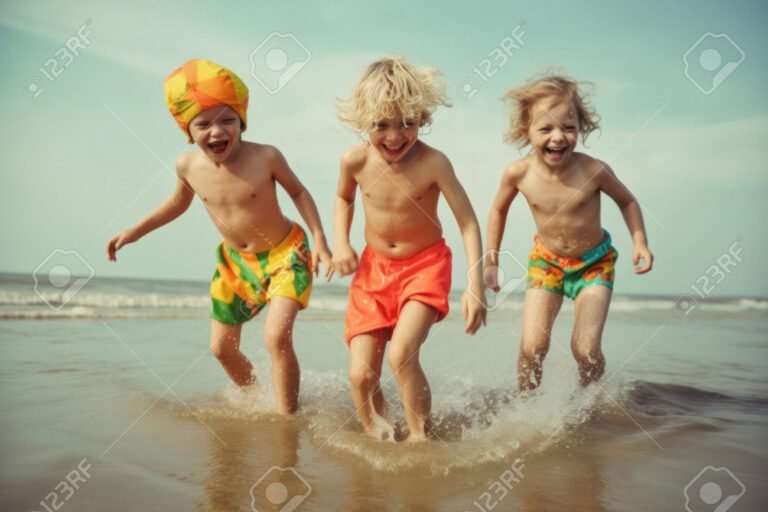 Cosa sono i Carusi di Capo d'Orlando e quale è la loro storia 12 un gruppo di bambini che gioca in spiaggia