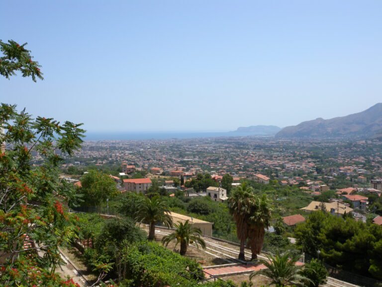 un paesaggio della conca doro