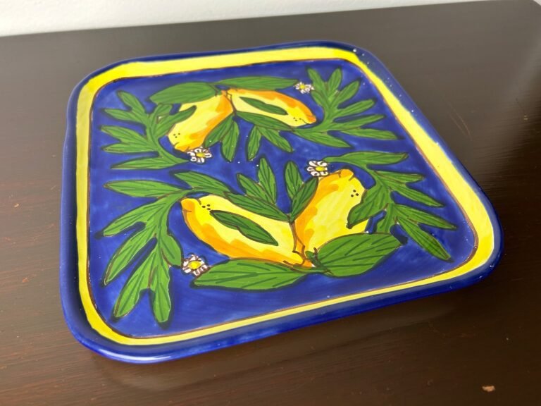 un piatto tradizionale tunisino colorato