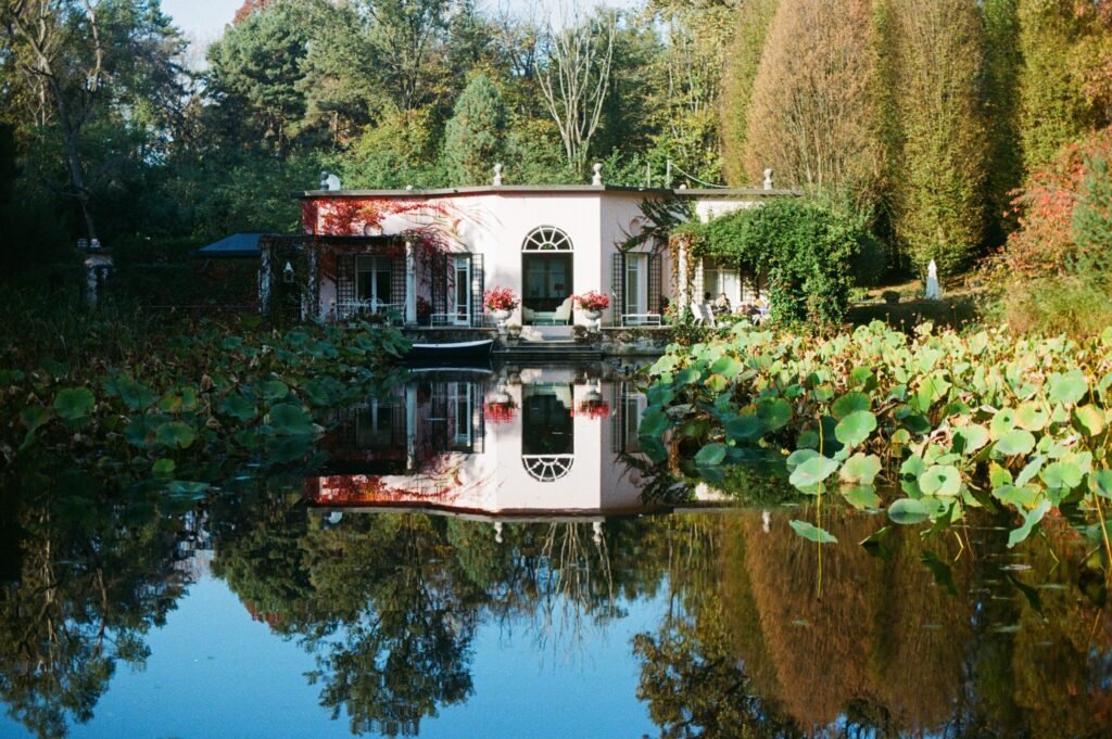 Dove si trova la locanda Al Giglio d’Oro e quali servizi offre