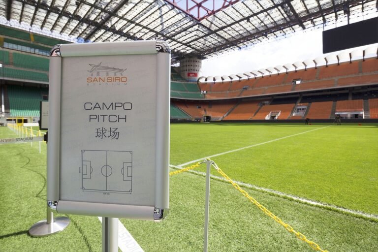 Quali esperienze offre il tour dello Stadio San Siro a Milano 3 visita guidata dello stadio san siro
