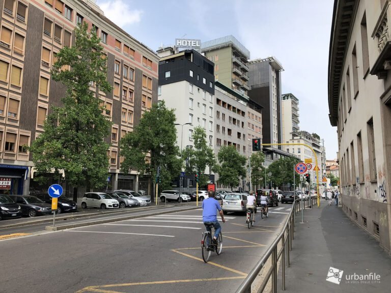Quali sono le attrazioni da visitare in Via Santa Sofia a Milano 18 vista della via santa sofia a milano