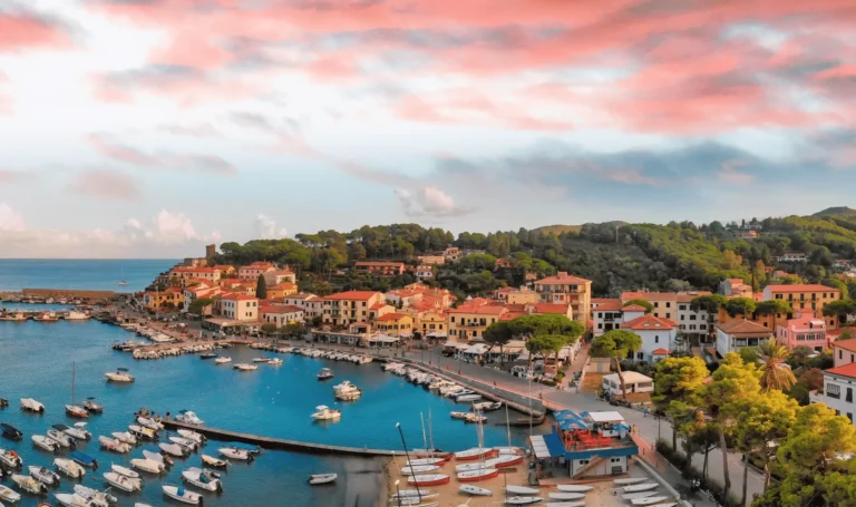 vista panoramica della marina di campo