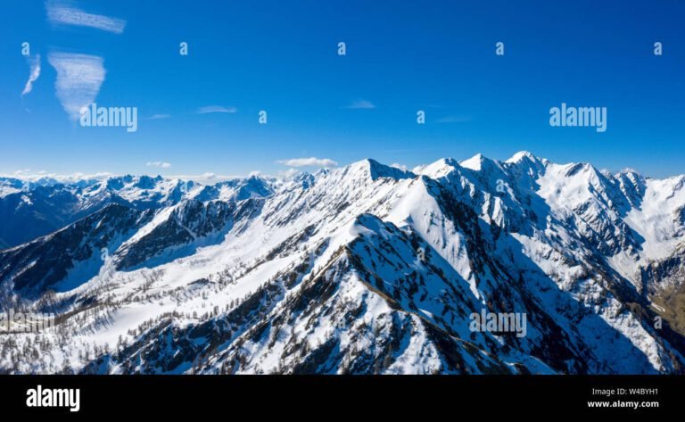 Dove trovare case in affitto in montagna in Lombardia 40 vista panoramica delle montagne lombarde